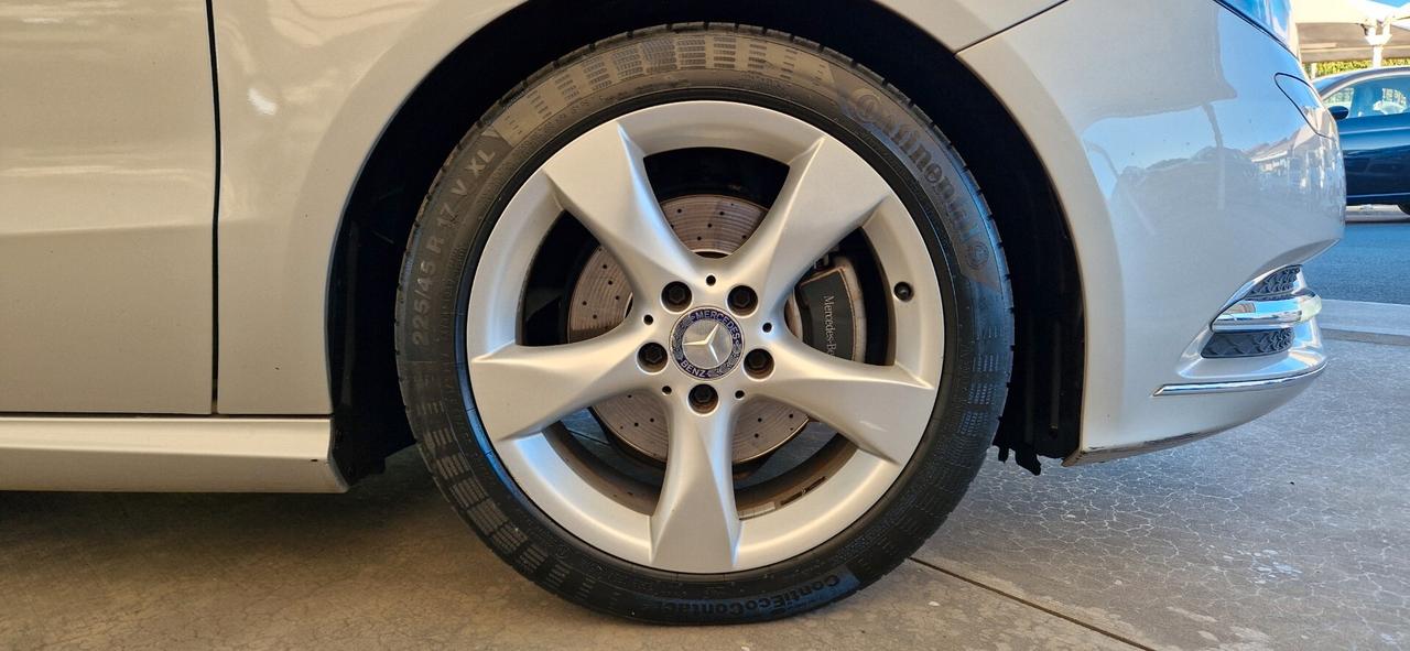 Mercedes-benz B 180 CDI BlueEFFICIENCY Premium