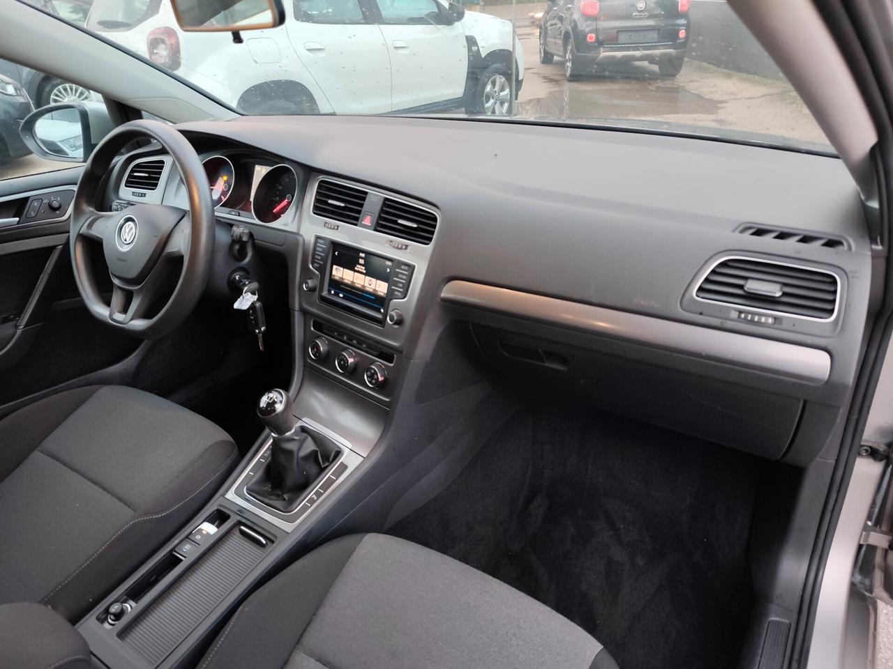 Volkswagen Golf Variant 1.6 TDI STATION WAGON