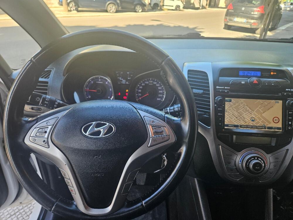 Hyundai iX20 1.4 CRDI 90 CV "XPossible NAVI + RETROCAMERA"