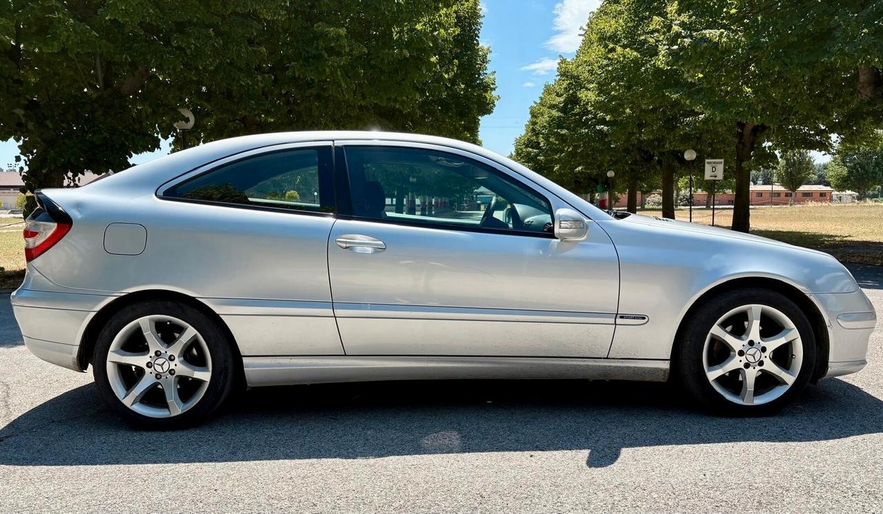 Mercedes-benz C 200 CDI cat Sportcoupé Elegance Sport