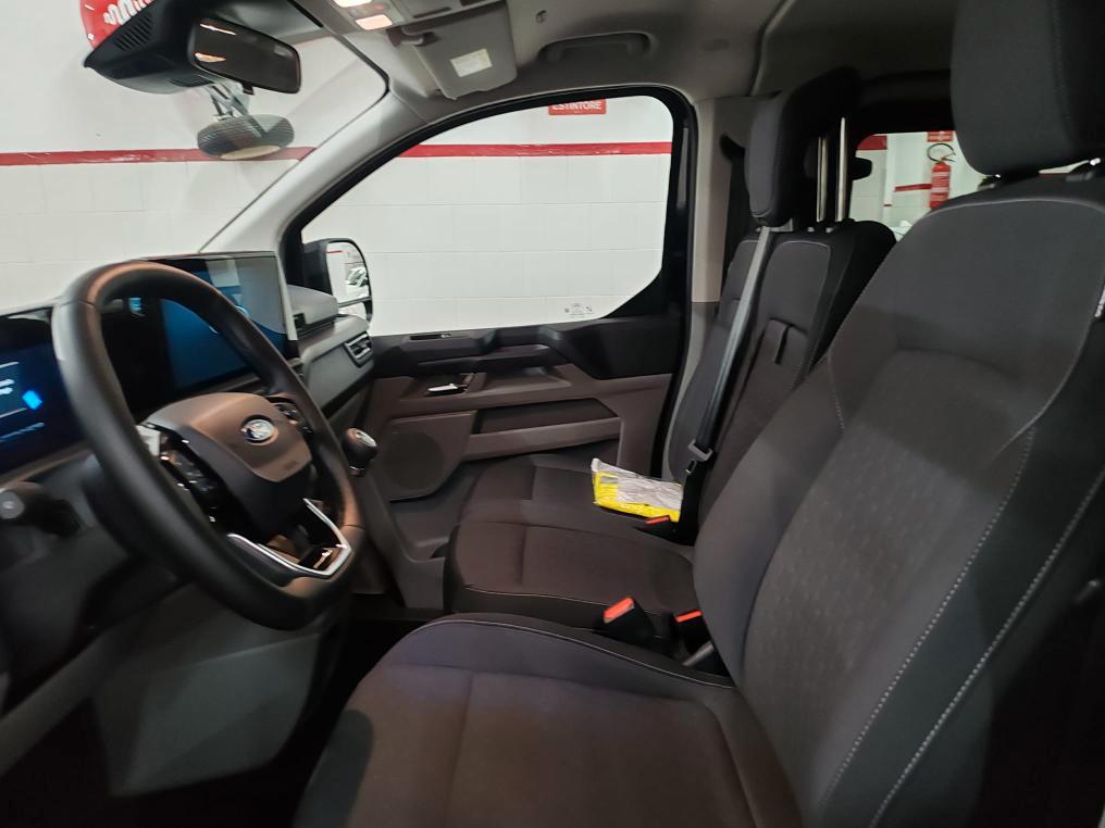 FORD Transit Custom V710 320 2.0 ecoblue 150cv combi M1 Titanium L1H1