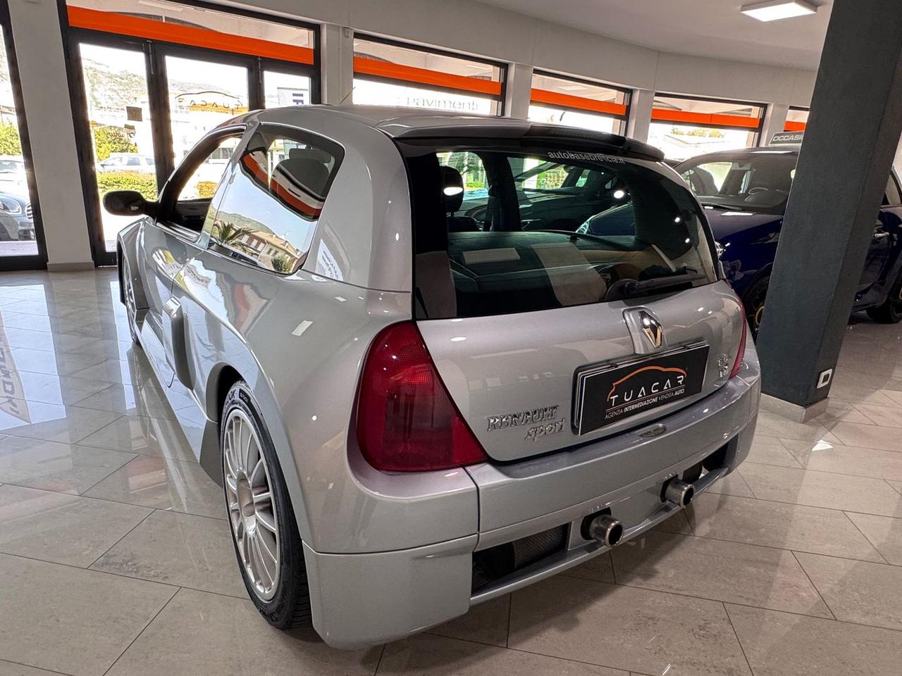 Renault Clio 3.0 V6 24V #6567