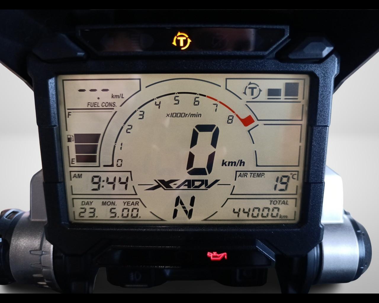 Honda X-ADV 750 - ABS DCT