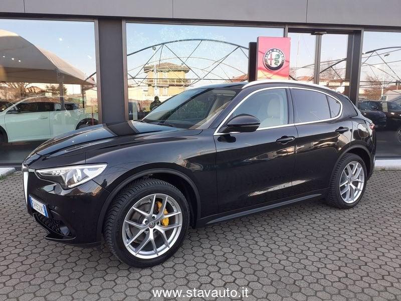 Alfa Romeo Stelvio EXEC 2.2 210