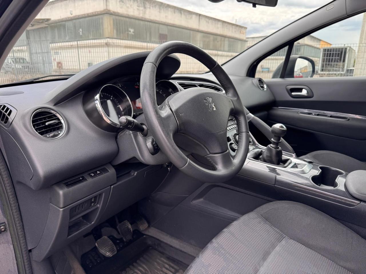 Peugeot 3008 1.6 HDi 112CV Business
