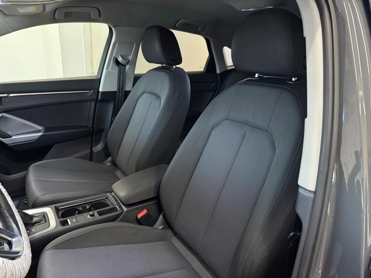 AUDI Q3 SPB 35 TDI S TRONIC IDENTITY BLACK - MY21