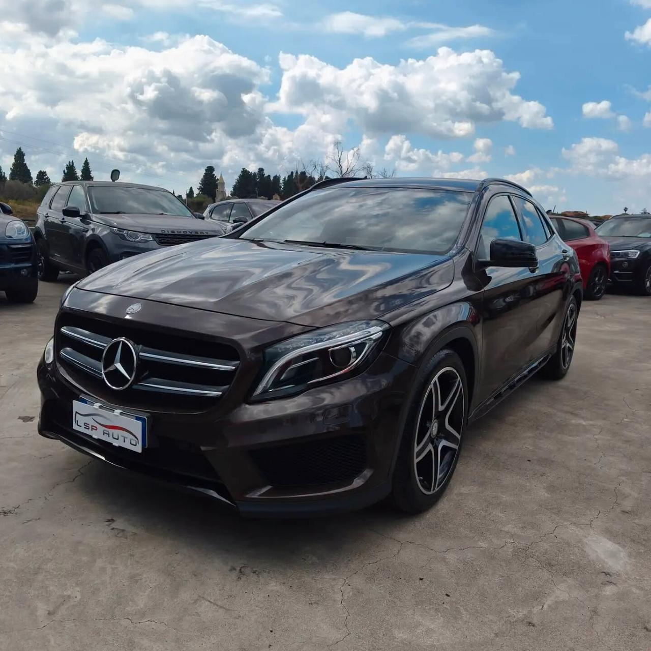 Mercedes-benz GLA 200 4matic PREMIUM AMG NIGHTPACK KM CERTIFICATI