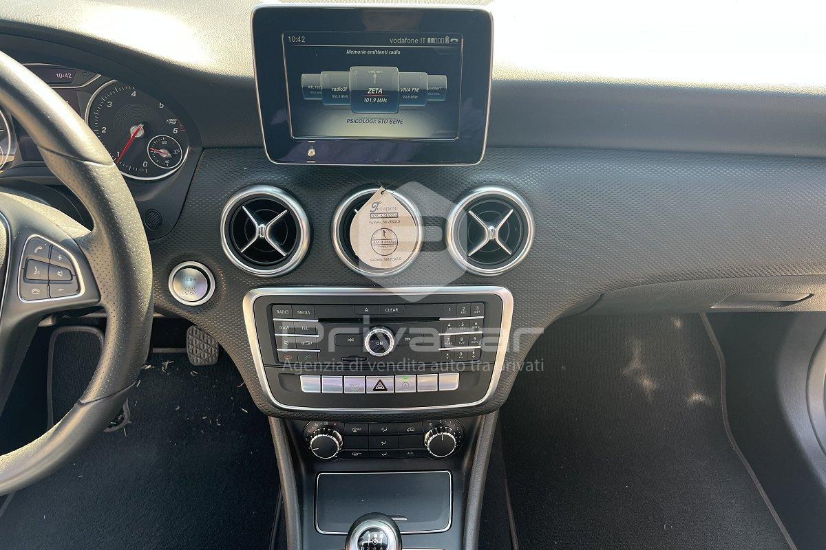 MERCEDES A 180 d Premium