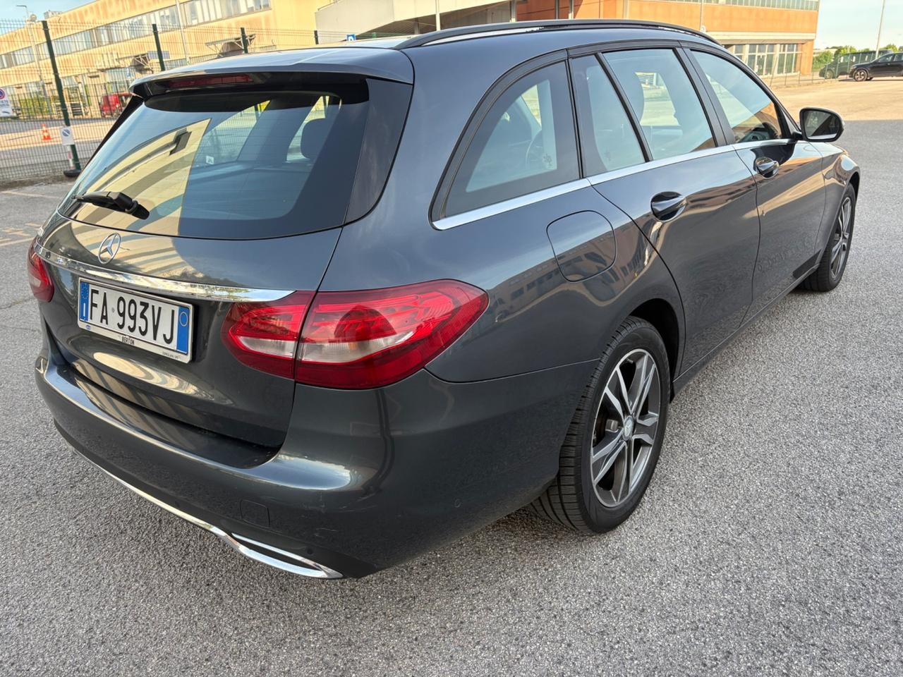 Mercedes-benz C 180 d S.W. Executive anno 2015