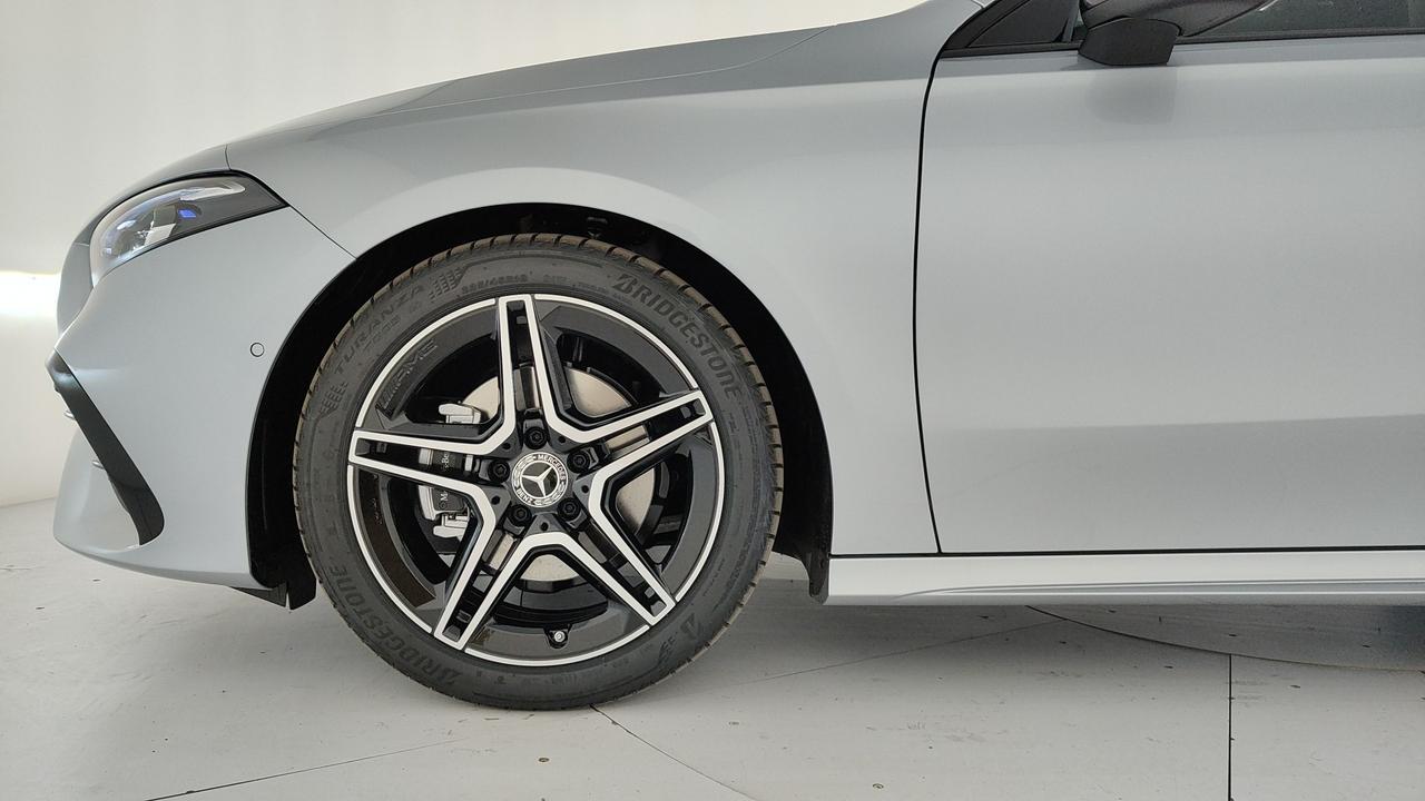 Mercedes-Benz A 180 d Automatic