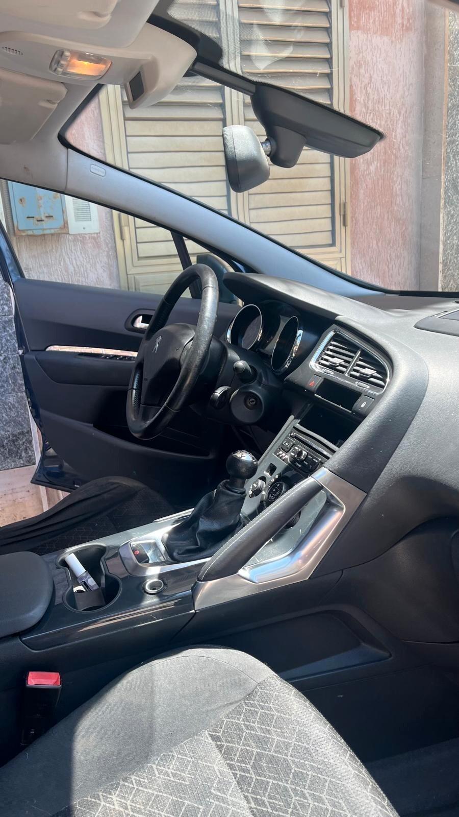 Peugeot 3008 1.6 HDi 115CV Active