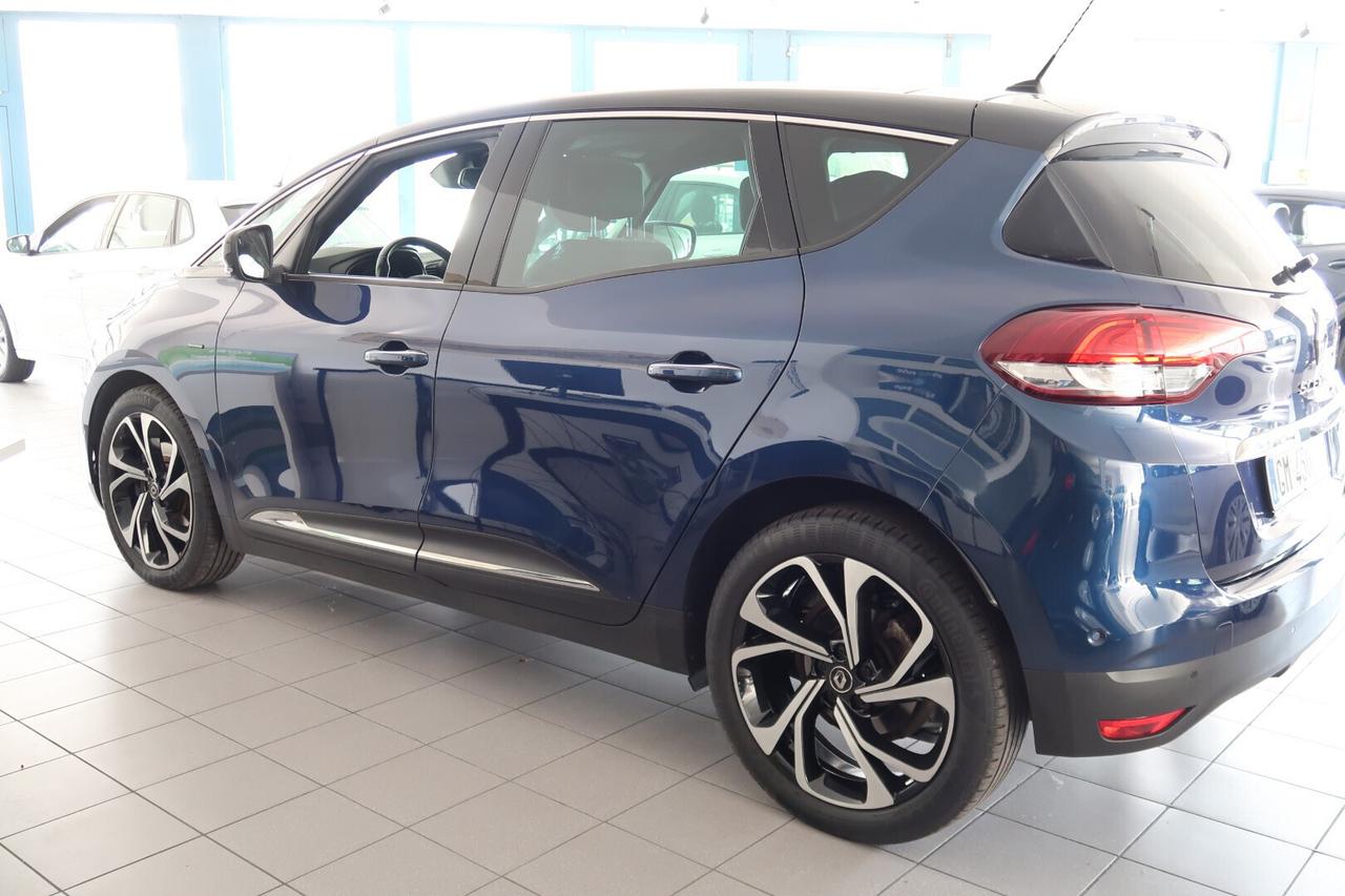 Renault Scenic TCe 140 CV Autom. Black Edition