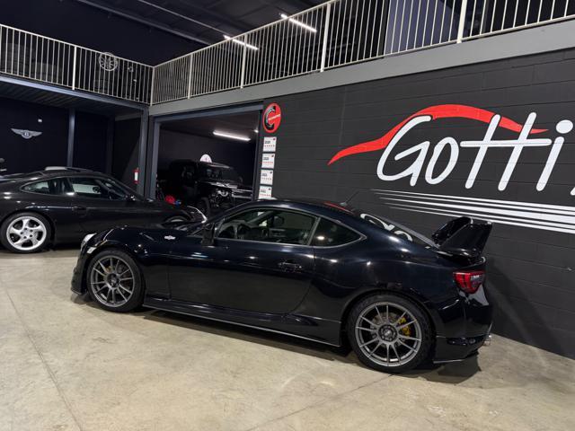 TOYOTA GT86 2.0 CERCHI OZ SPOILER