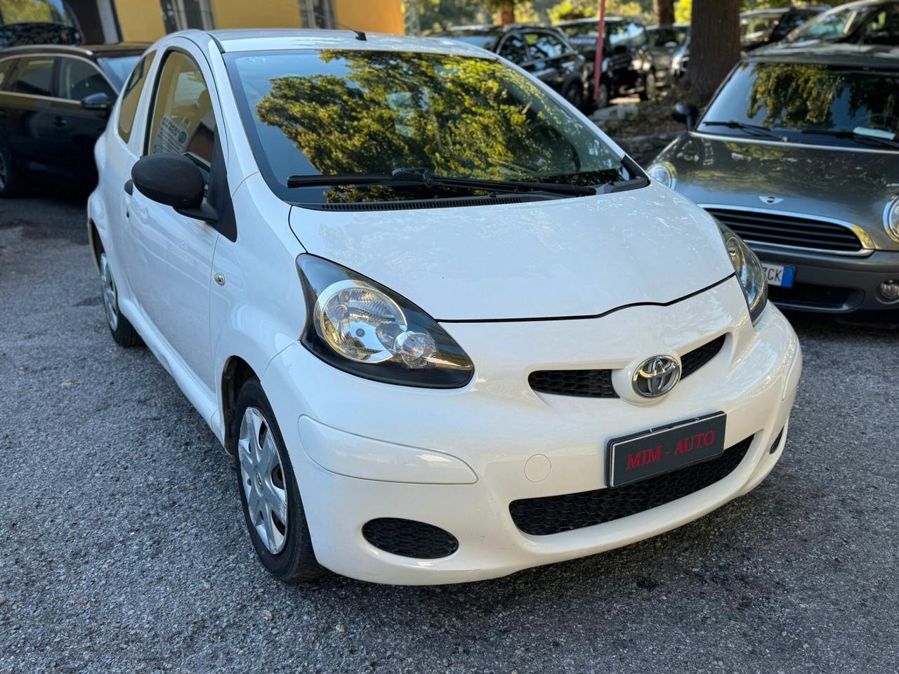 Toyota Aygo 1.0 12V VVT-i 3 porte Now Connect GARANZIA 1 ANNO