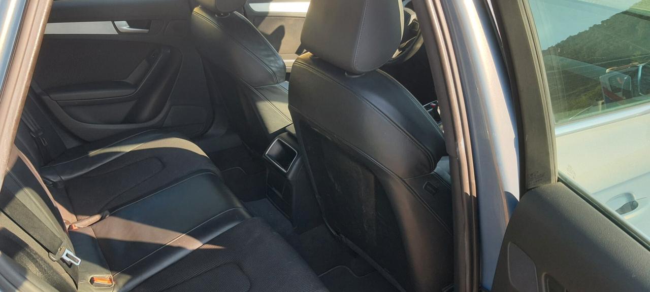 AUDI A4 2.0 TDI 120 CV AVANT S-LINE OK NEOPATENTATI