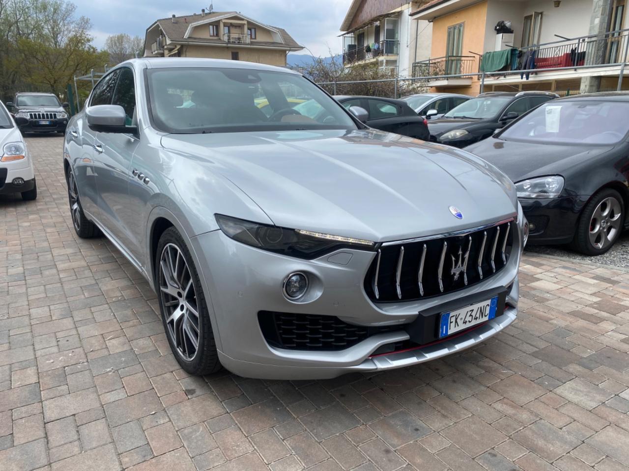 Maserati Levante V6 Diesel 275 CV AWD