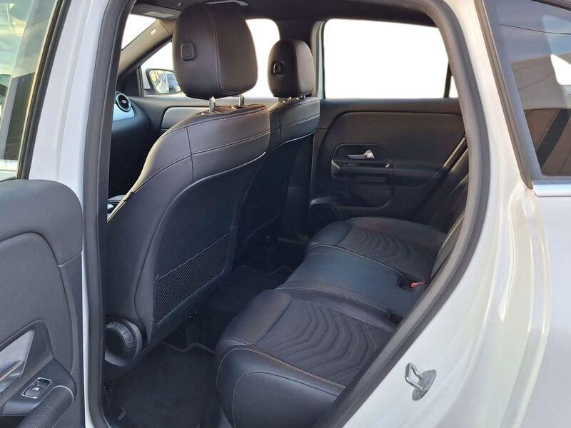 Mercedes-Benz GLA 200 d 150 CV Automatica LED Sport