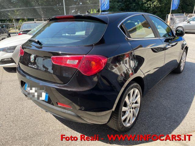 ALFA ROMEO Giulietta 1.6 JTDm-2 105 CV Distinctive