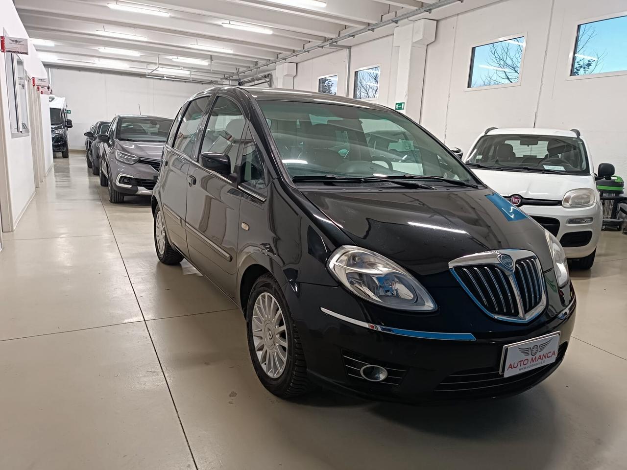 Lancia MUSA 1.4 16V Poltrona Frau