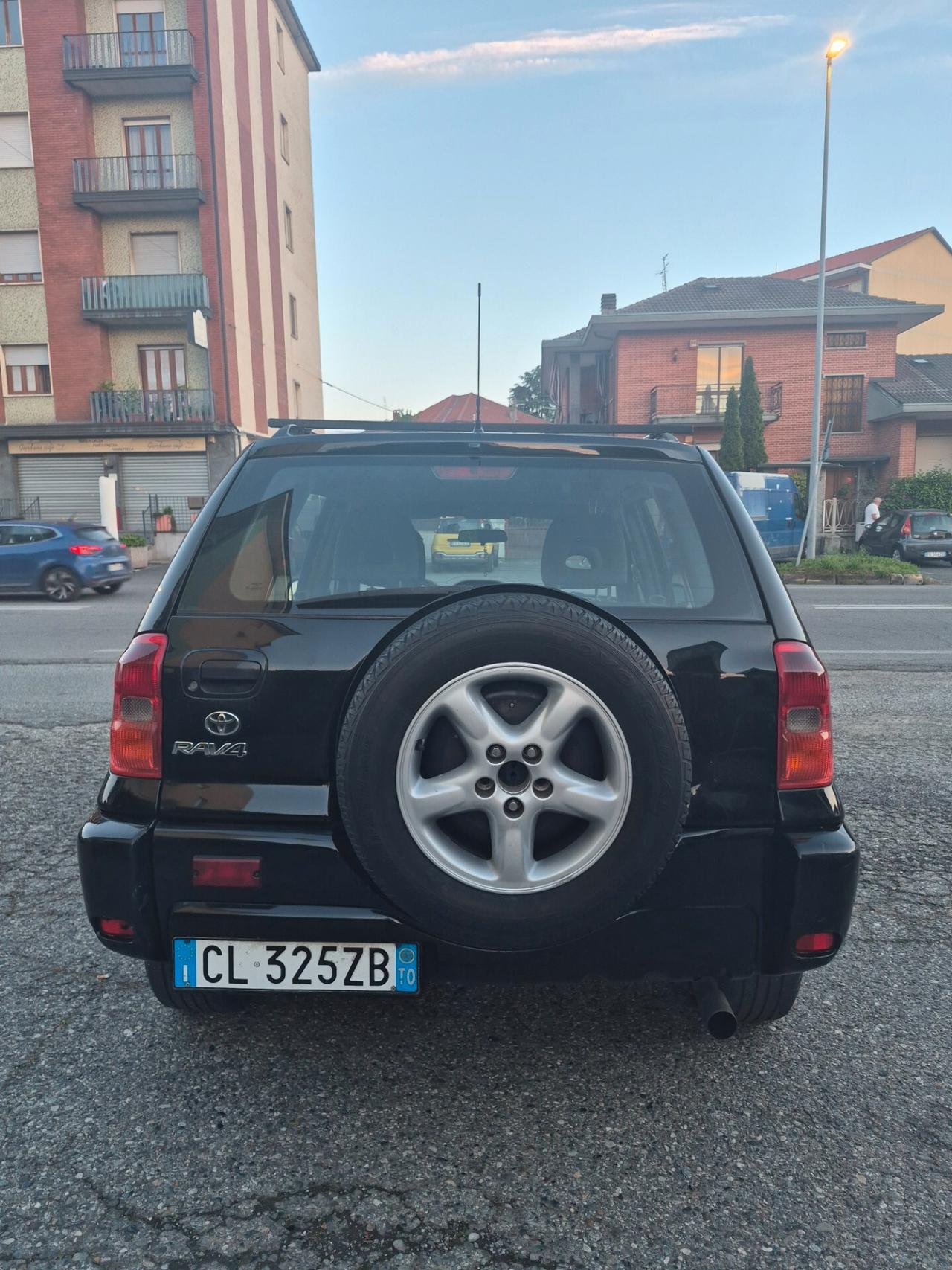 Toyota RAV 4 RAV4 2.0 Tdi D-4D cat 5 porte Sol