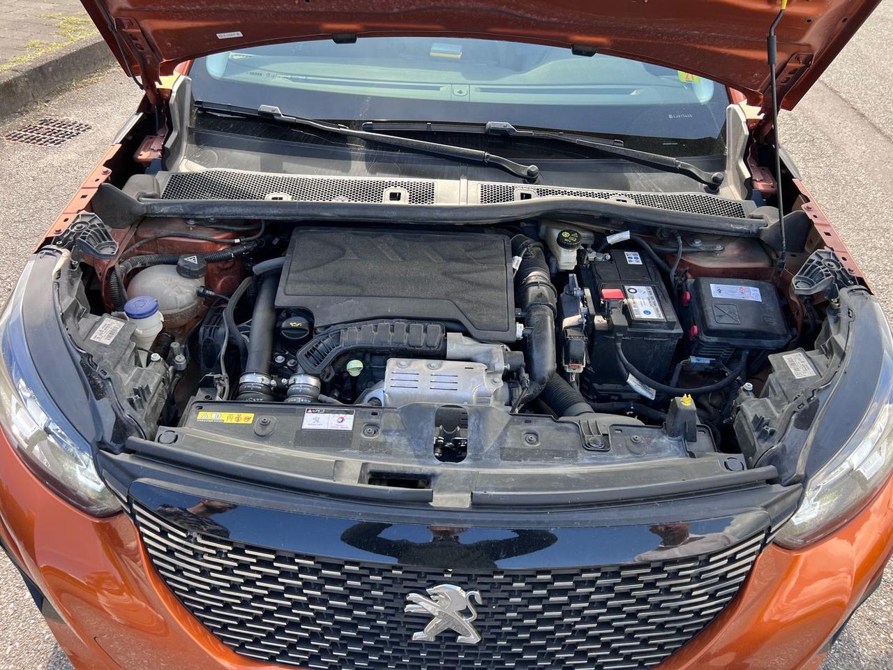 Peugeot 2008 Allure Pack 1.2 PureTech 130