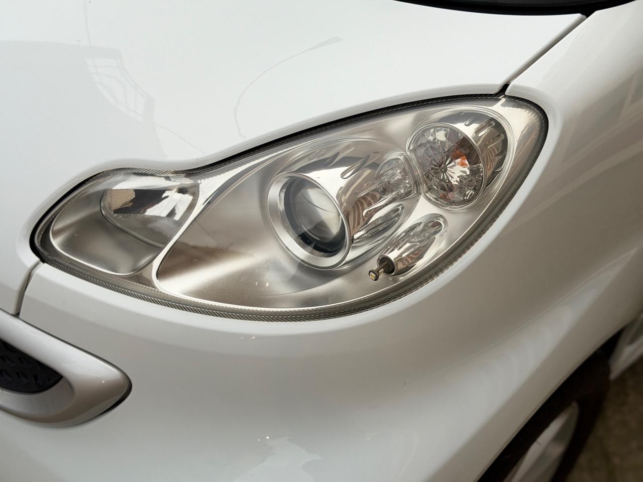 Smart ForTwo 1000 62 kW coupé passion