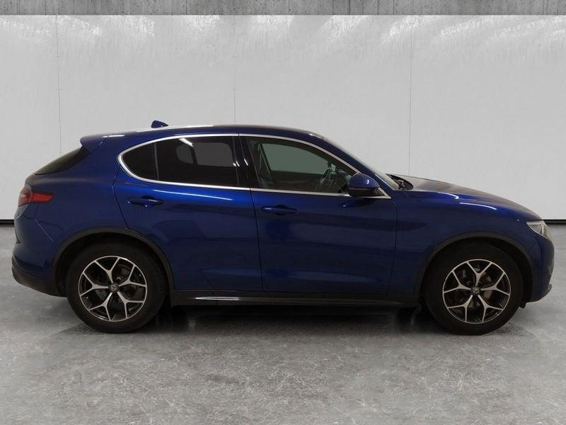 Alfa Romeo Stelvio 2.2 t Executive Q4 190cv auto