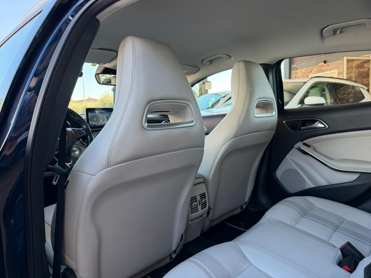 Mercedes-benz GLA 200 d Automatic Sport