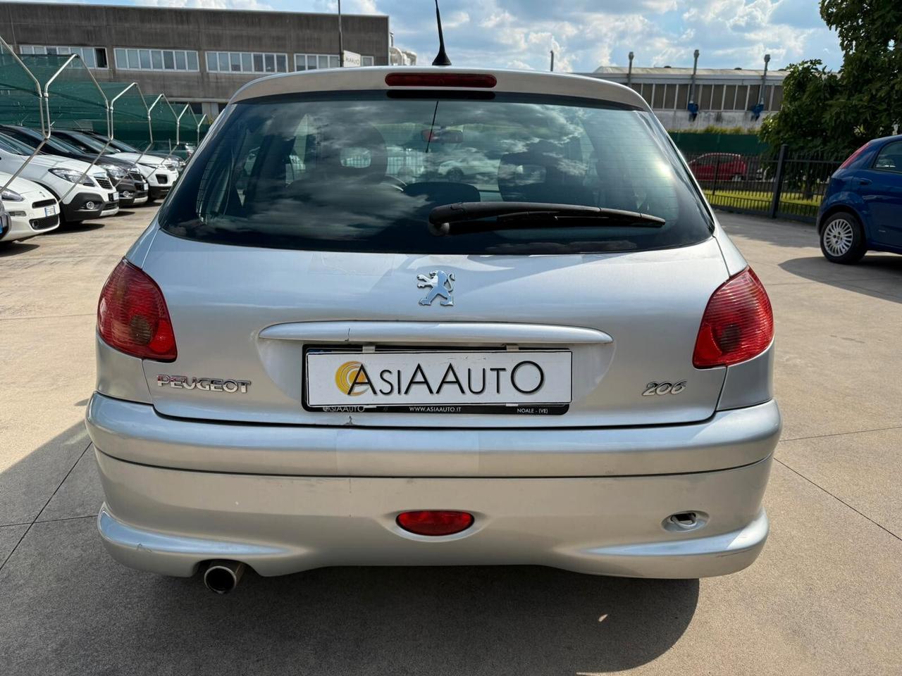 Peugeot 206 3p 1.4 clima NEO-PAT