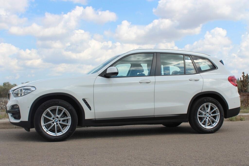 BMW X3 xDrive 20d 190cv *CAMERA *CARPLAY