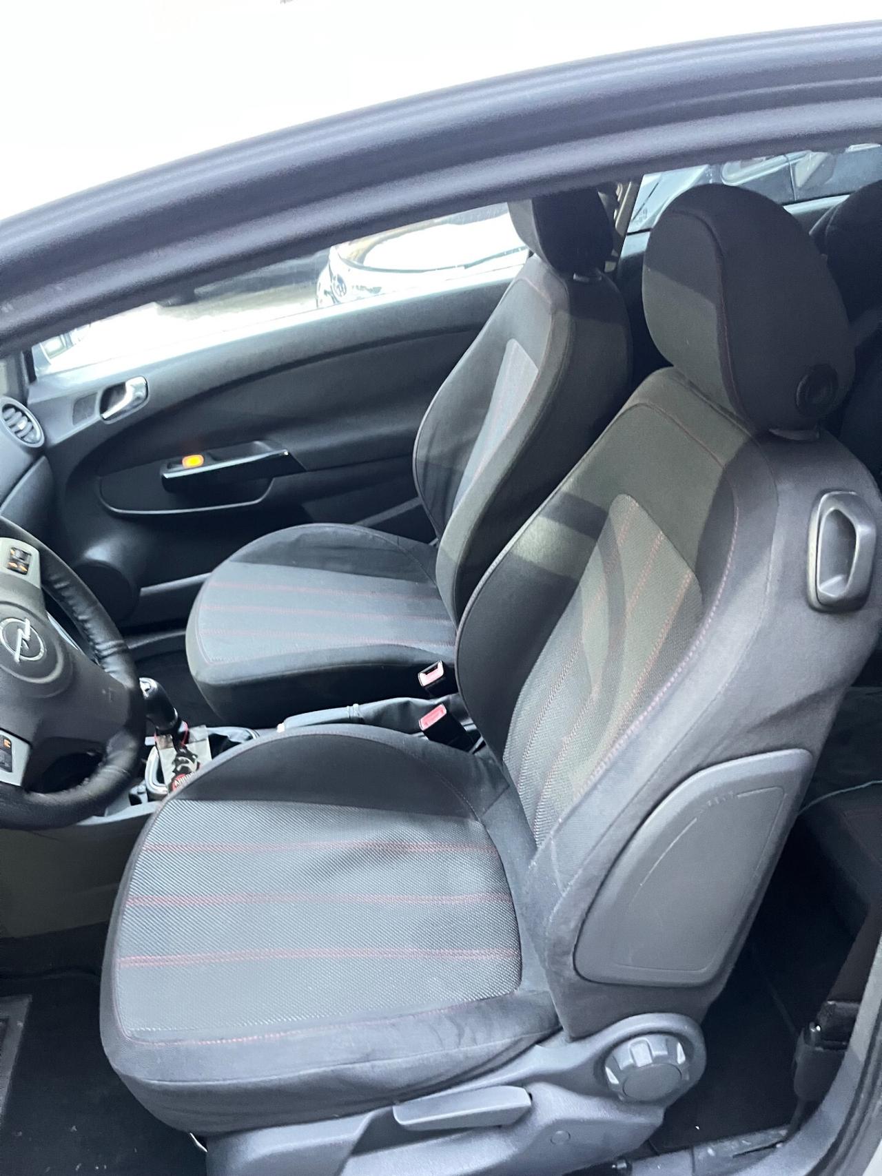 OPEL CORSA 1.2 - 3 PORTE SPORT - BENZINA/GPL ANCHE PER NEOPATENTATI