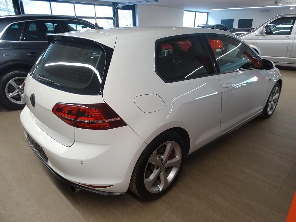 VW Golf VII GTI 2.0 TSI Performance 230 CV Euro 6