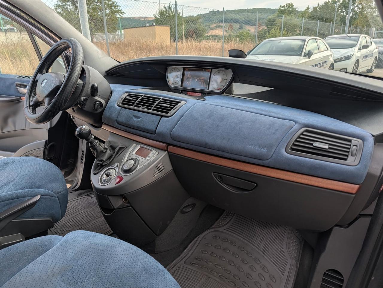 Lancia Phedra 2.0 MJT 136 CV Emblema