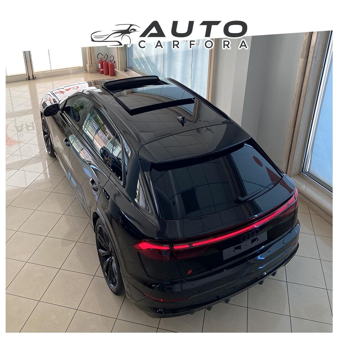 Audi Q8 50 TDI 286 CV blak line R23/TETTO/CUCUTURE IN ROSSO