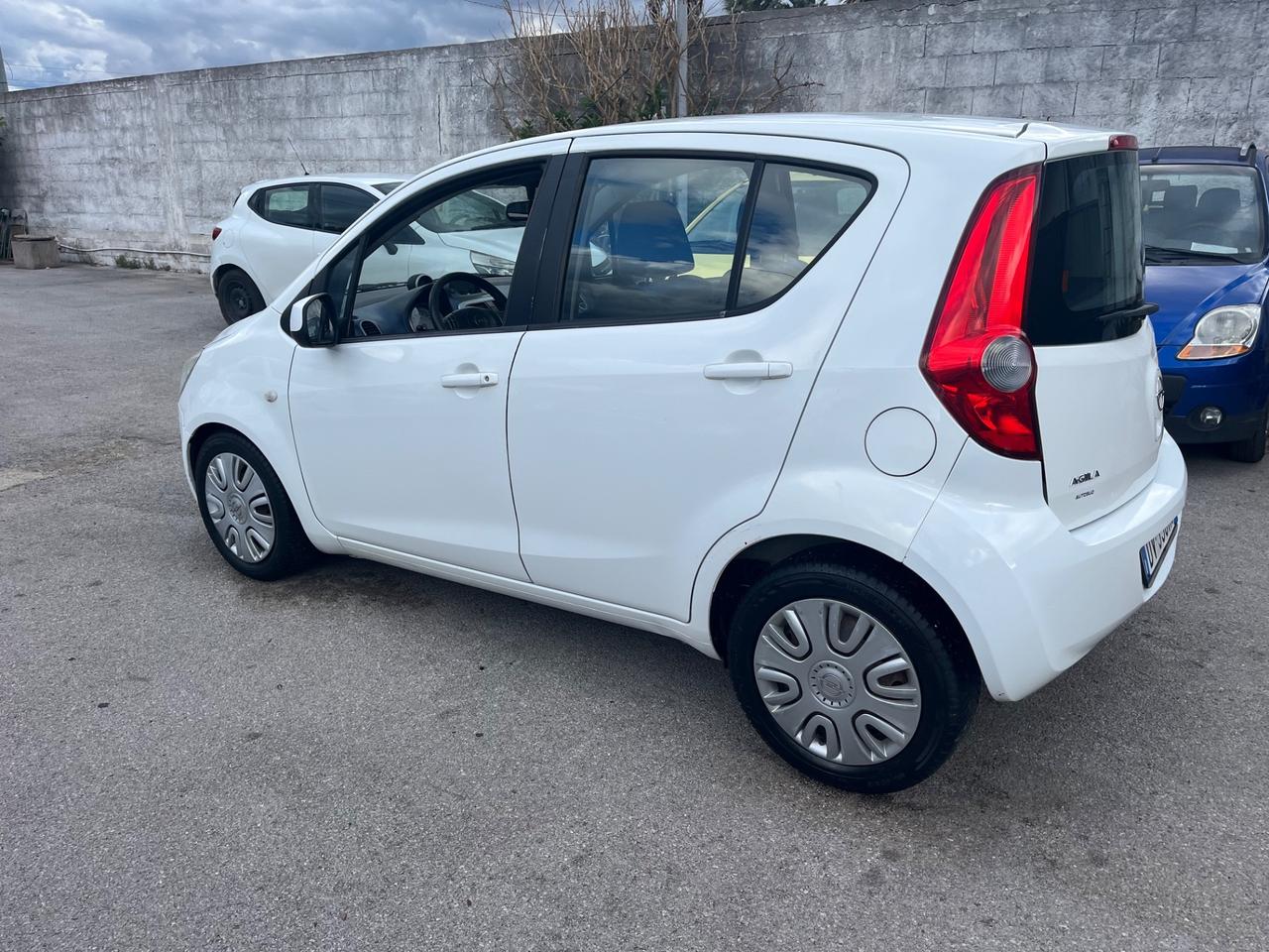 Opel Agila 1.2 16V 86CV cambio automatico