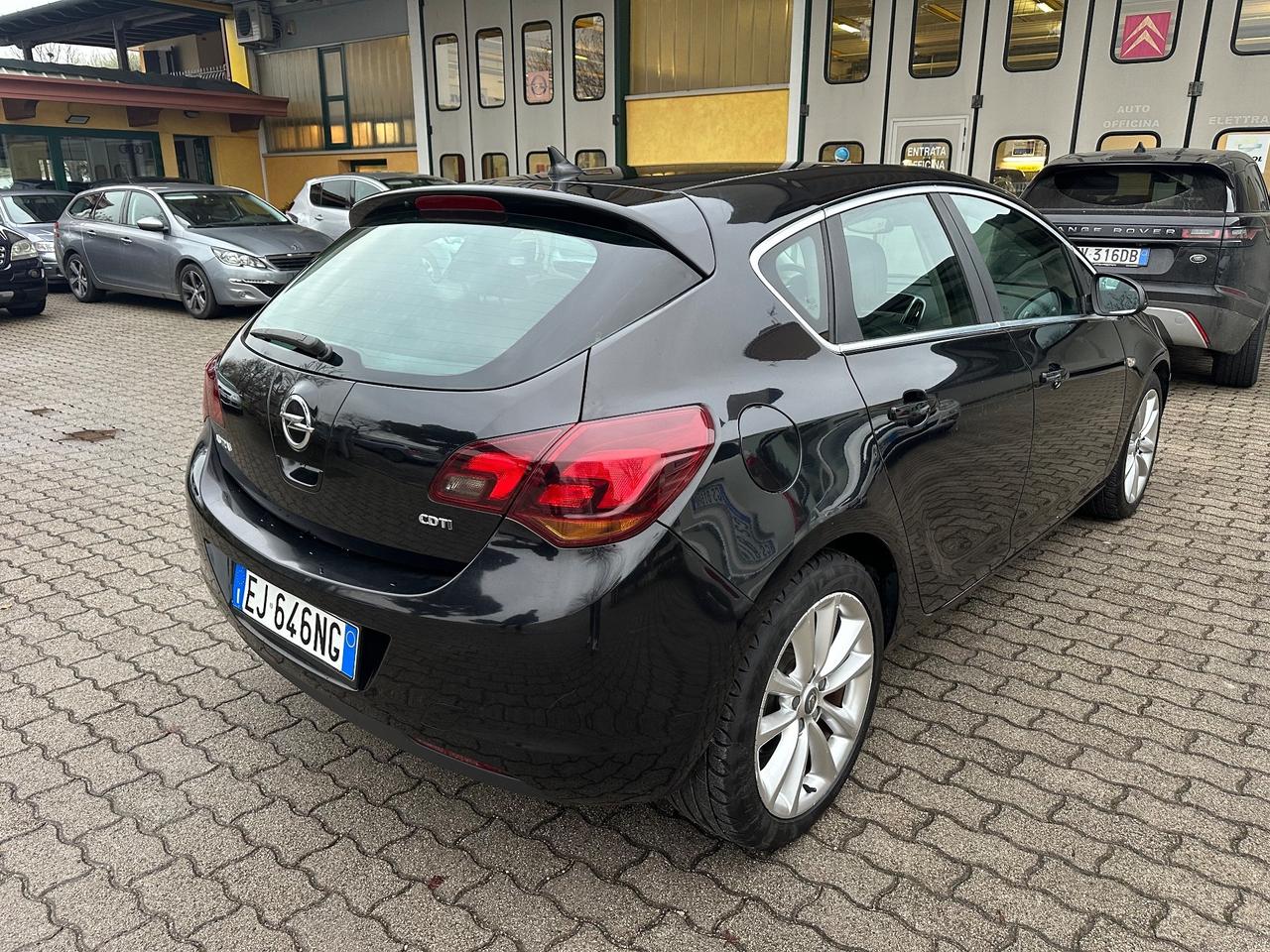 Opel Astra 1.7 CDTI 110CV 5 porte Cosmo Berlina