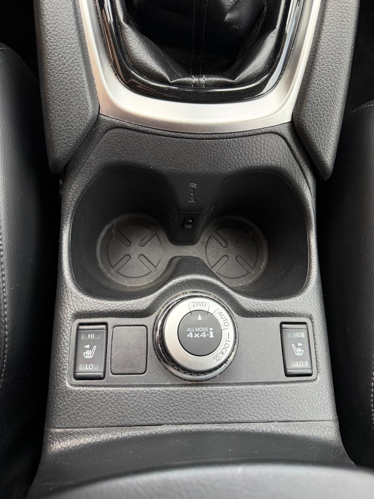 Nissan X-Trail 4WD FULL OPTIONAL.