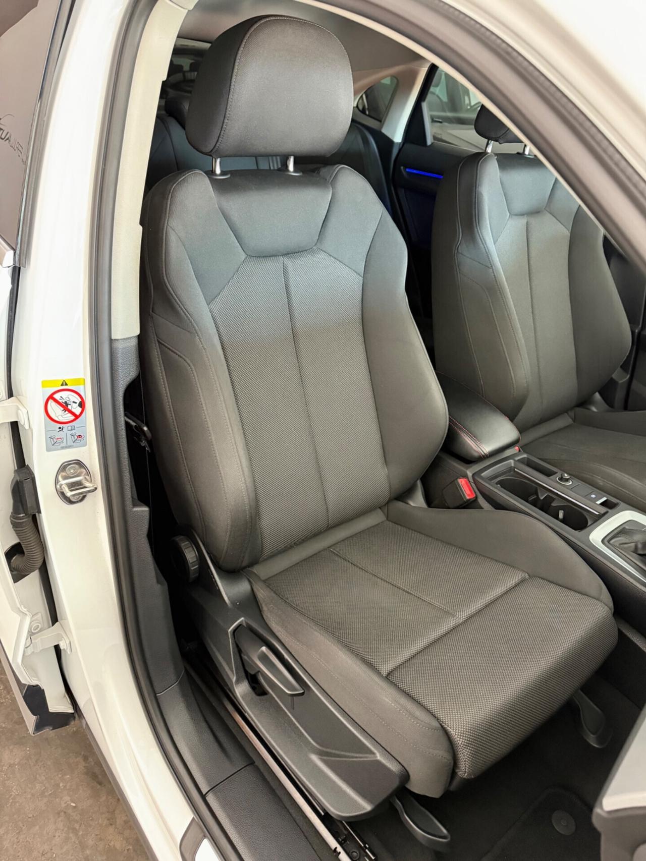 Audi Q3 Sportback 35 2.0 Tdi 150CV Stron S LINE