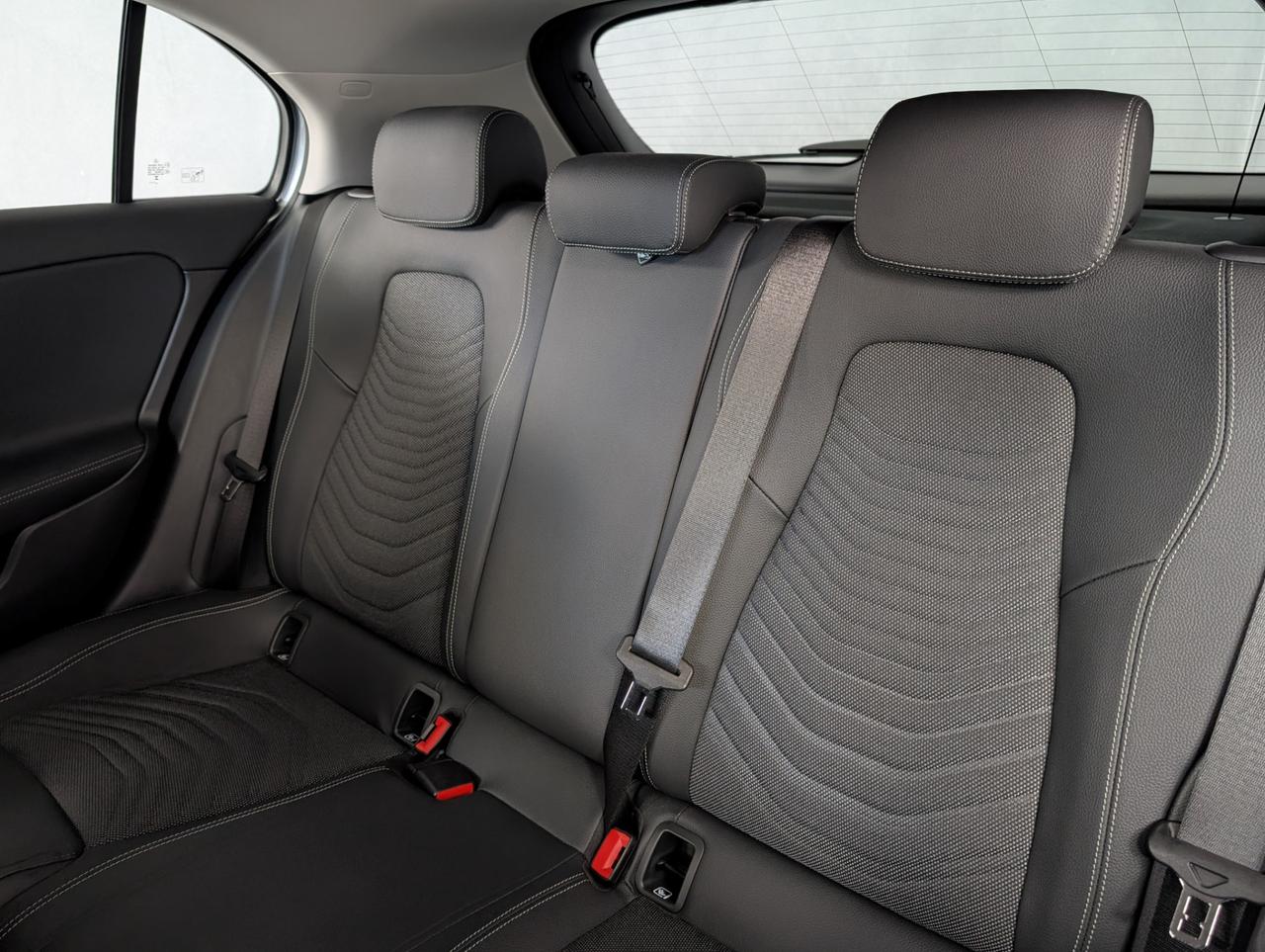 Mercedes-Benz A 180 180 Automatic Progressive Advanced