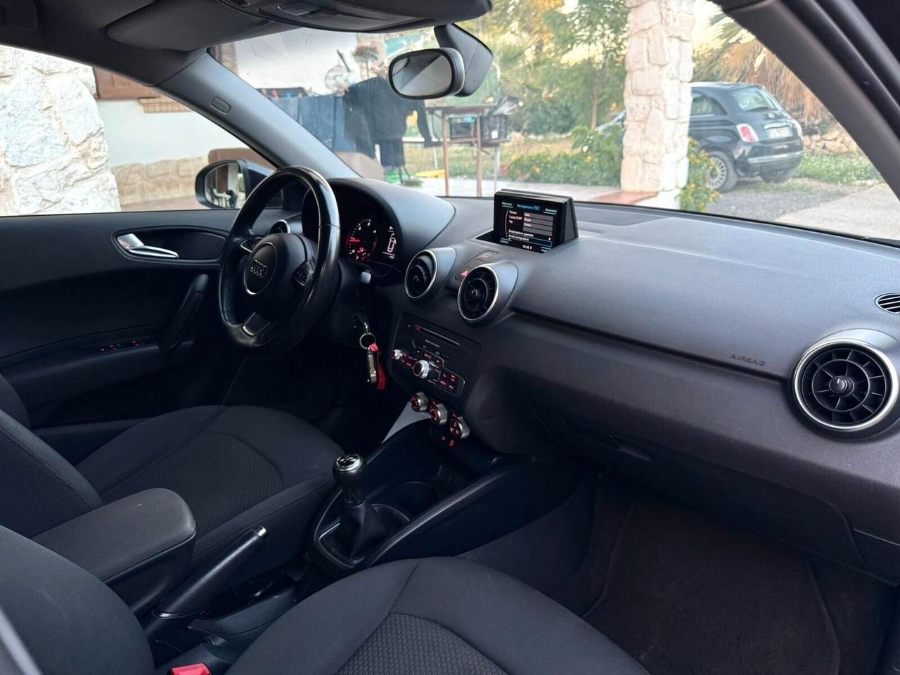 Audi A1 1.6 TDI 116 CV Adatta neopatentati