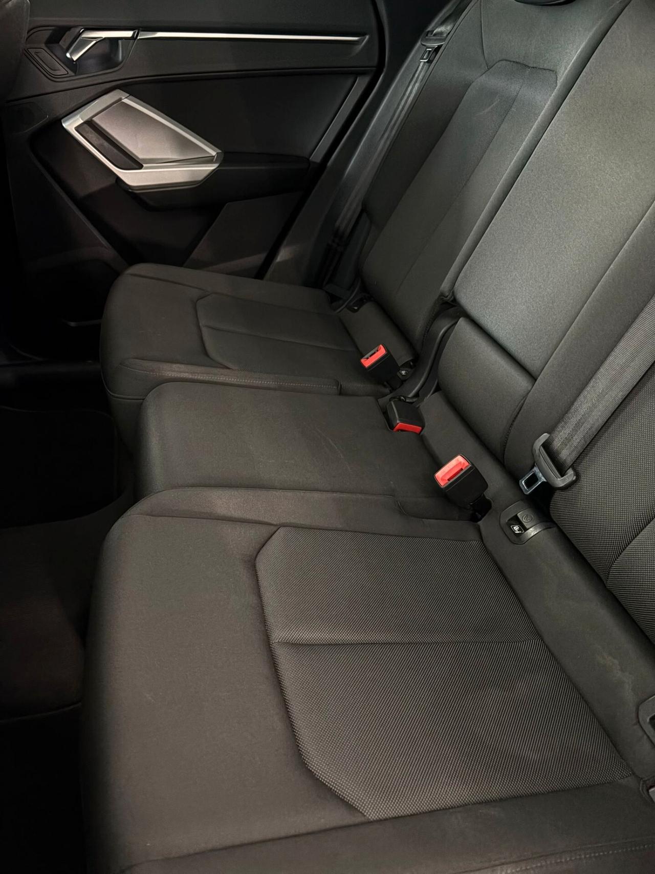 Audi Q3 35 TDI S tronic
