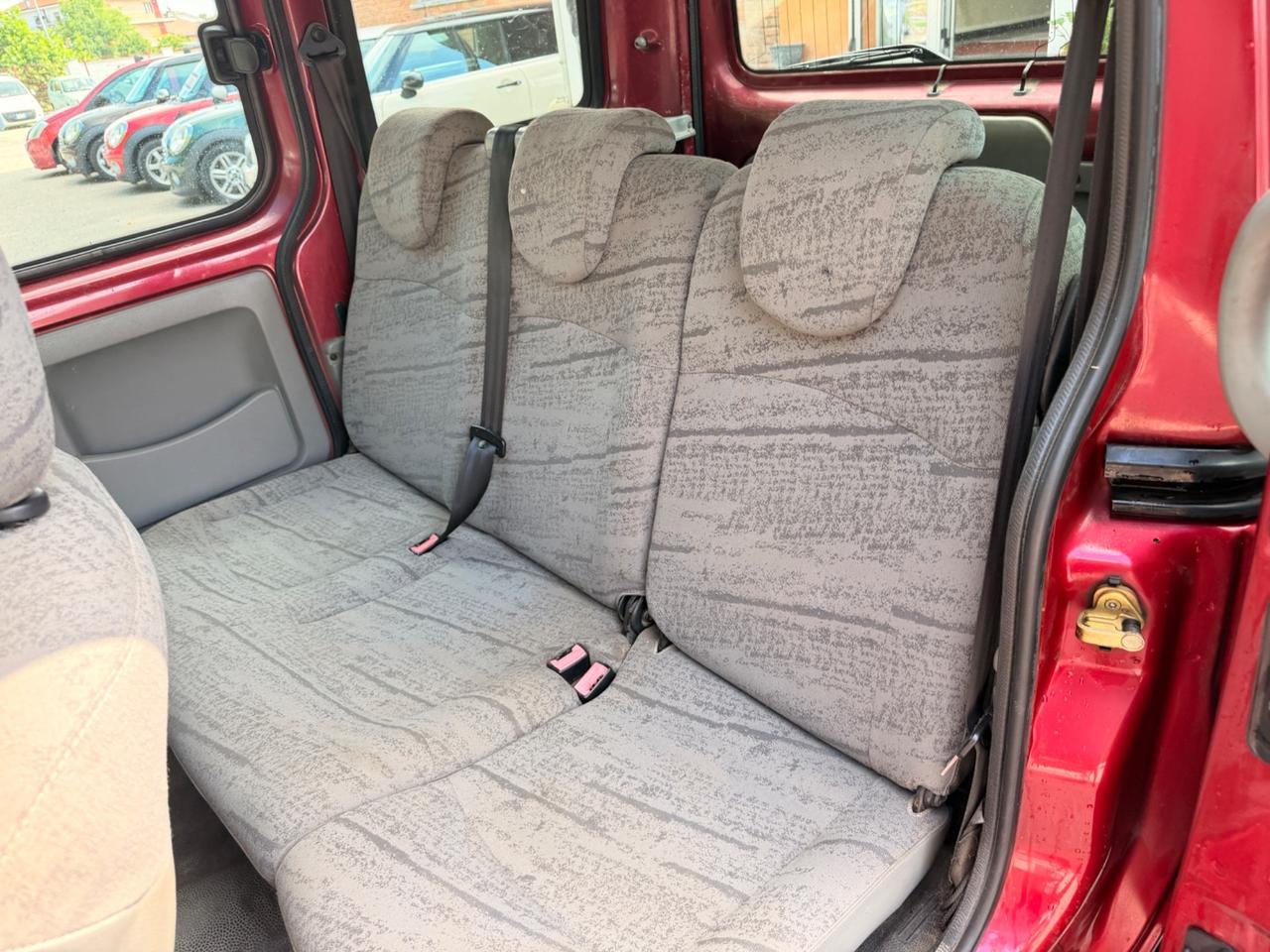 Renault Kangoo 1.6 16V 5p. Privilège