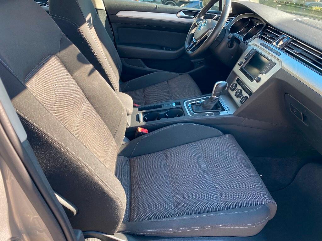 VOLKSWAGEN Passat 8ª serie Passat Variant 2.0 ...