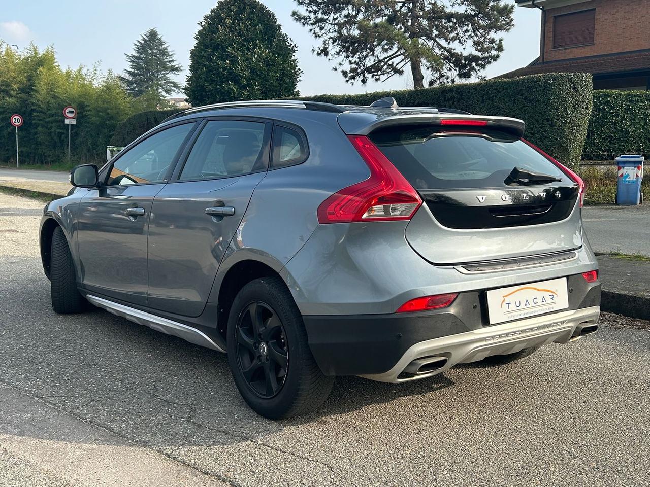 Volvo V40 Kinetic 2.0 D3 #9721