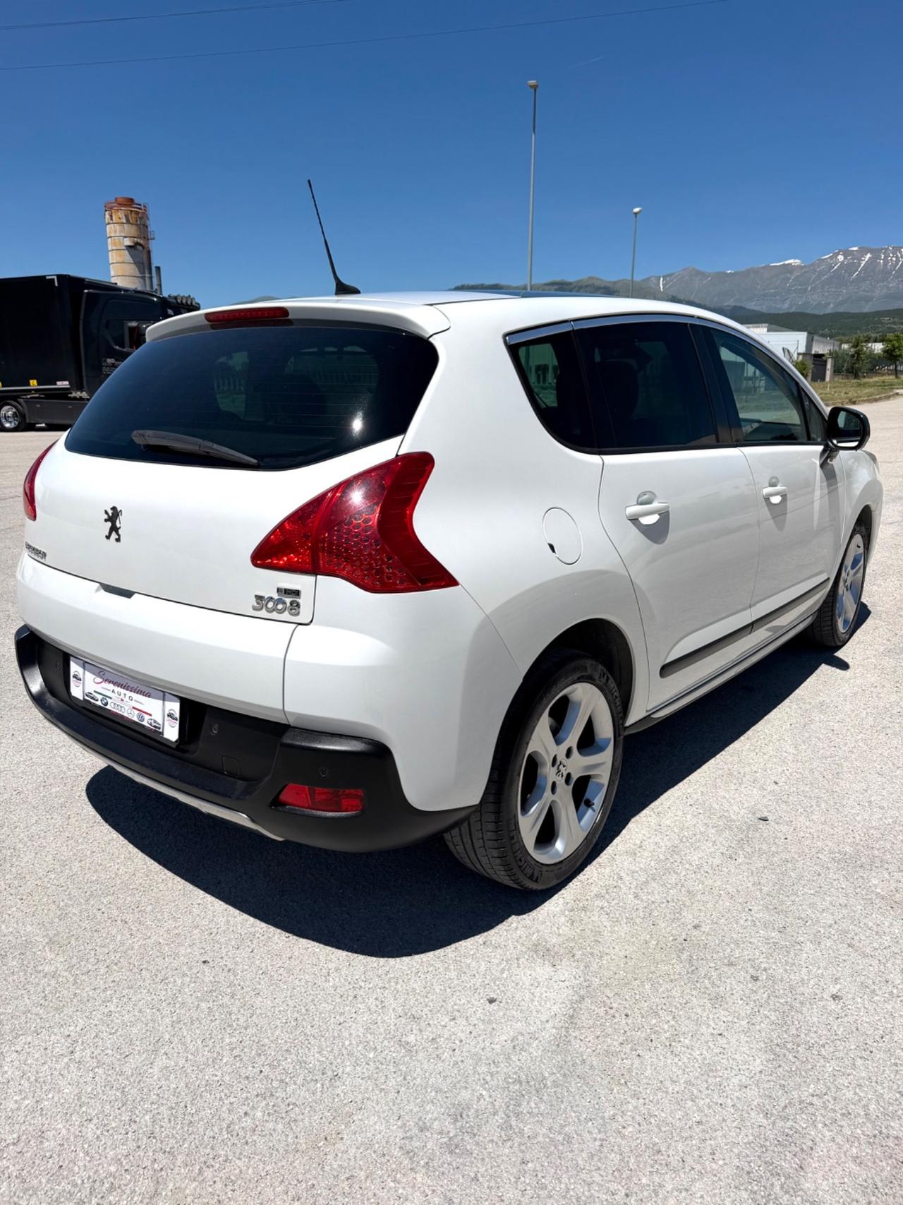 Peugeot 3008 1.6 e-HDi 115CV cambio robotizzato Stop&Start Active