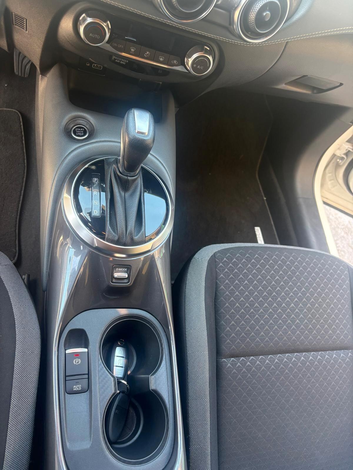 Nissan Juke 1.0 DIG-T 114 CV DCT Tekna