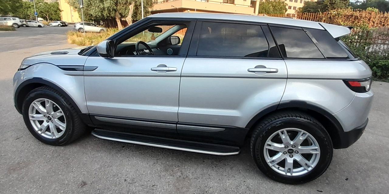 Land Rover Range Evoque 2.2 TD4 5p. Dynamic