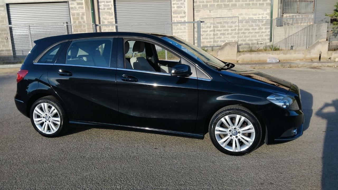 Mercedes-benz B 180 CDI Automatic Executive