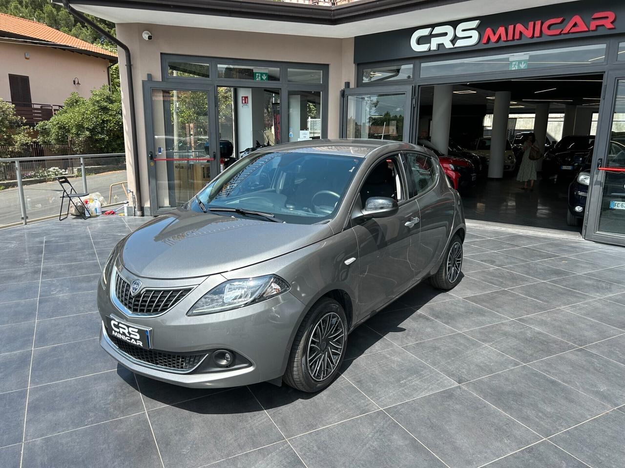 Lancia Ypsilon 1.0 FireFly 5 porte S&S Hybrid Gold