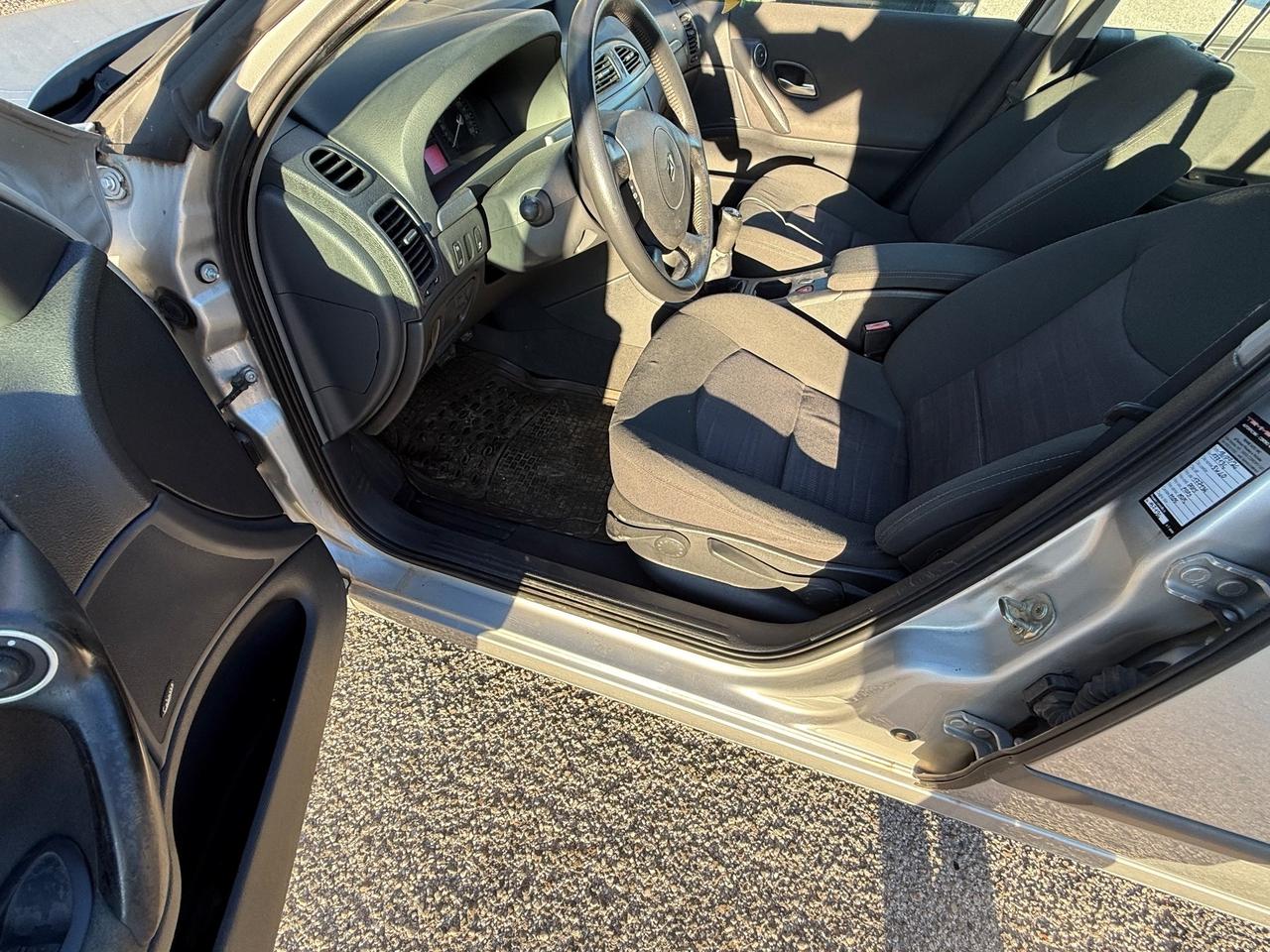 Renault Clio 1.2 16V 65CV 5 porte